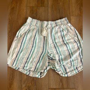 Briggs, size small, linen shorts, white, with blue and pink stripes